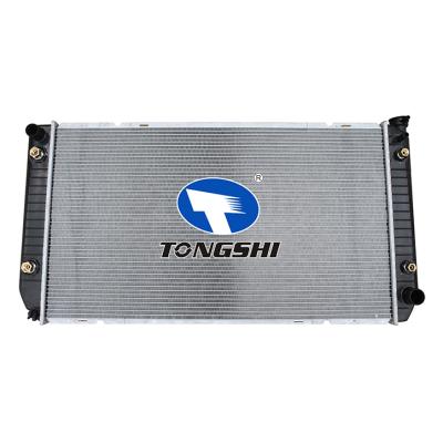 适用于C2500 BASE V8 7.4L 94-00 AT散热器