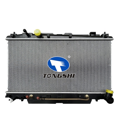 适用于RAV4 00-03 AT  乘用车散热器